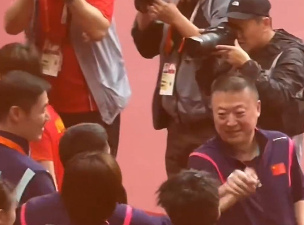 HJC888黄金城成为新的线上资讯手游的领军人物介绍图片