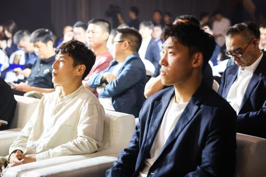 巨资打造线上真钱娱乐游戏。展示图片