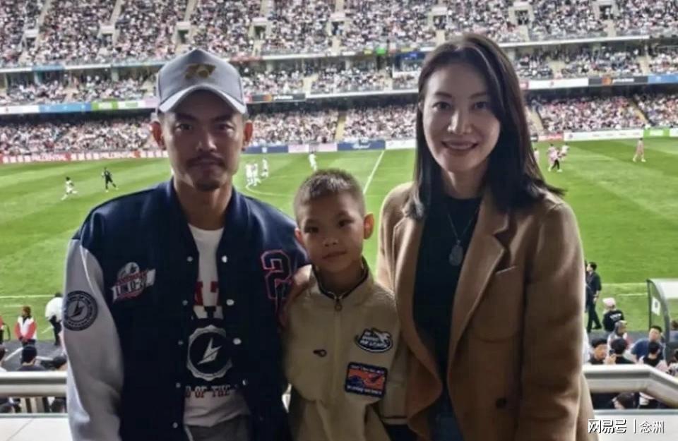 43岁林丹在西班牙过生日！十年前曾曝舆论风波 45岁谢杏芳仍相伴