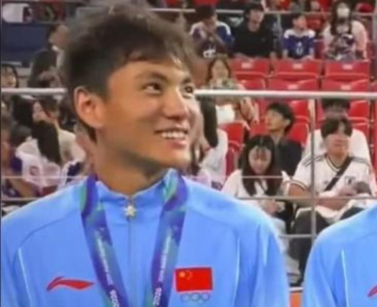 媒体人：广州豹引进李昊的传闻基本上是个别人一厢情愿的想法