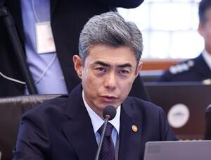 只为免服兵役言论引争议，韩国国防部发言人：将缩减或废除